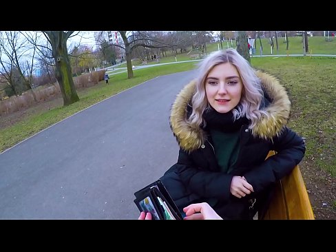 ❤️ Кончаҳои гарми бегонаро барои пул фурӯ мебарад - минет дар парк аз ҷониби Ева Элфи ️ Шлюсҳо дар мо ﹏